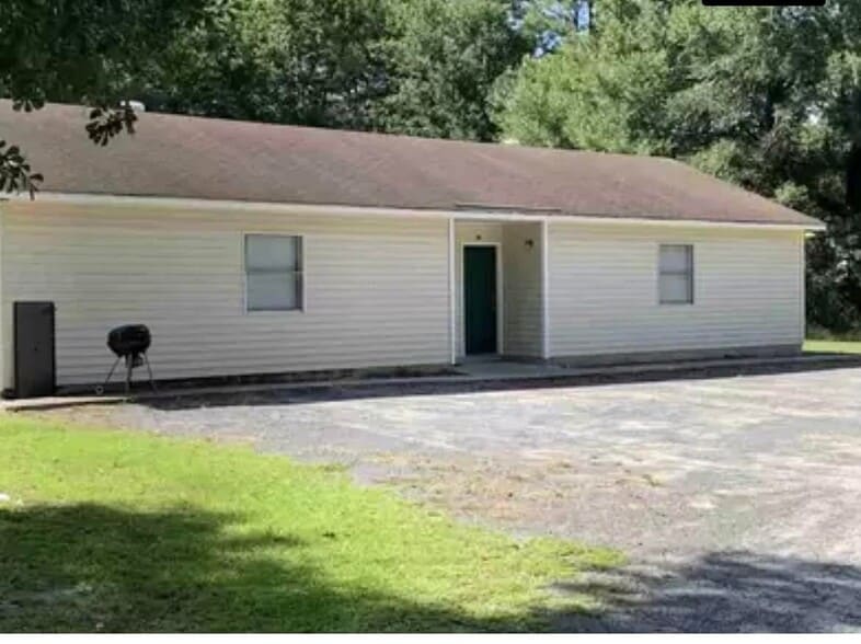 200 Hudson Dr, Florence, SC for sale - Primary Photo - Image 1 of 15