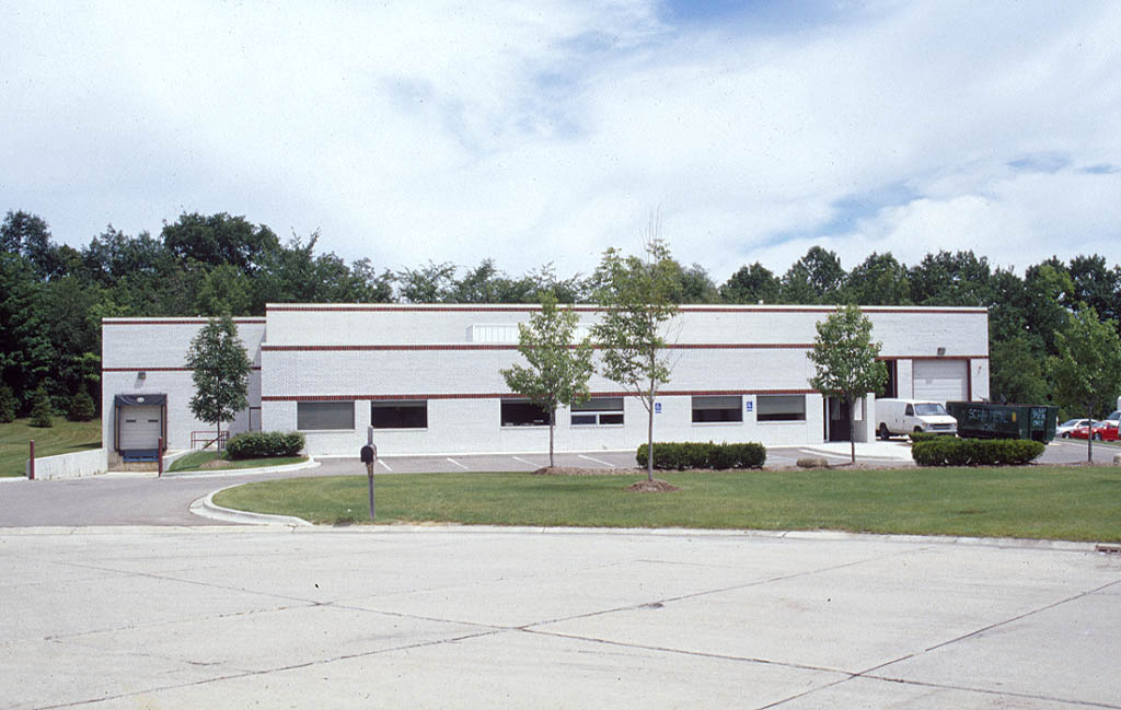 25000 Trans-X Rd, Novi, MI for sale Primary Photo- Image 1 of 1