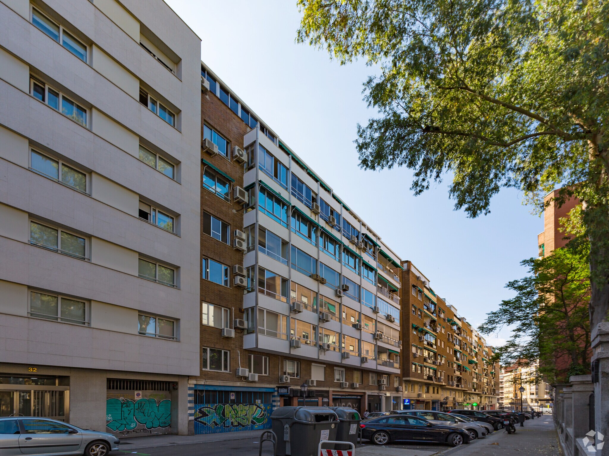 Calle de Santísima Trinidad, 30, Madrid, Madrid for sale Building Photo- Image 1 of 1