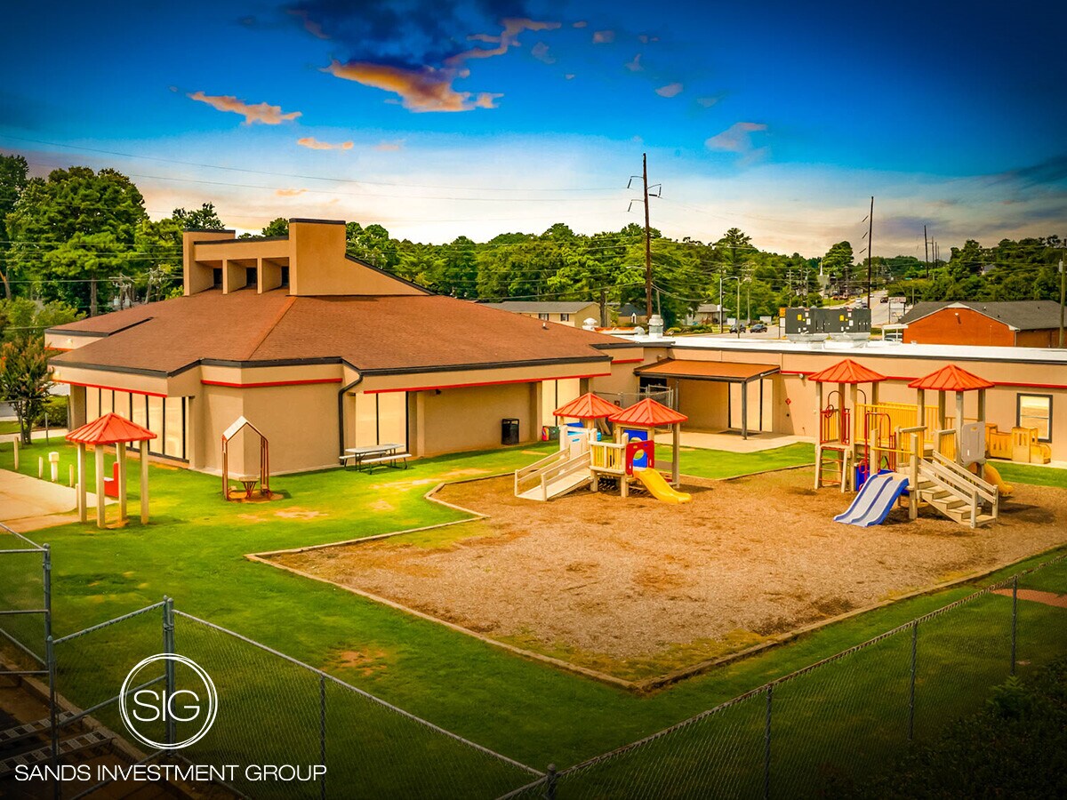 6550 Church St, Riverdale, GA 30274