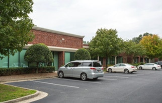 3050 Royal Blvd S, Alpharetta GA - Convenience Store