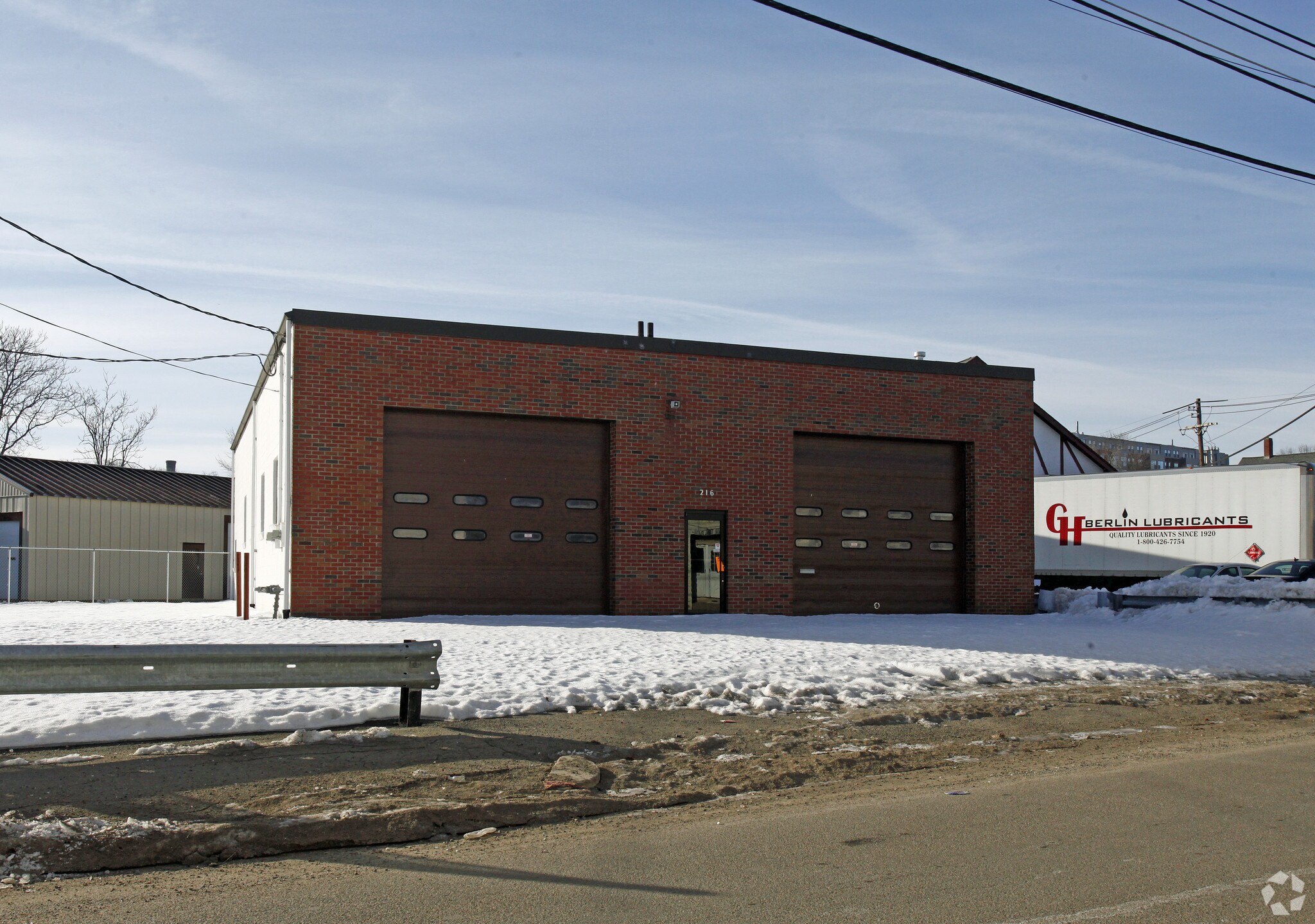 216 Felton St, Waltham, MA for sale Primary Photo- Image 1 of 1