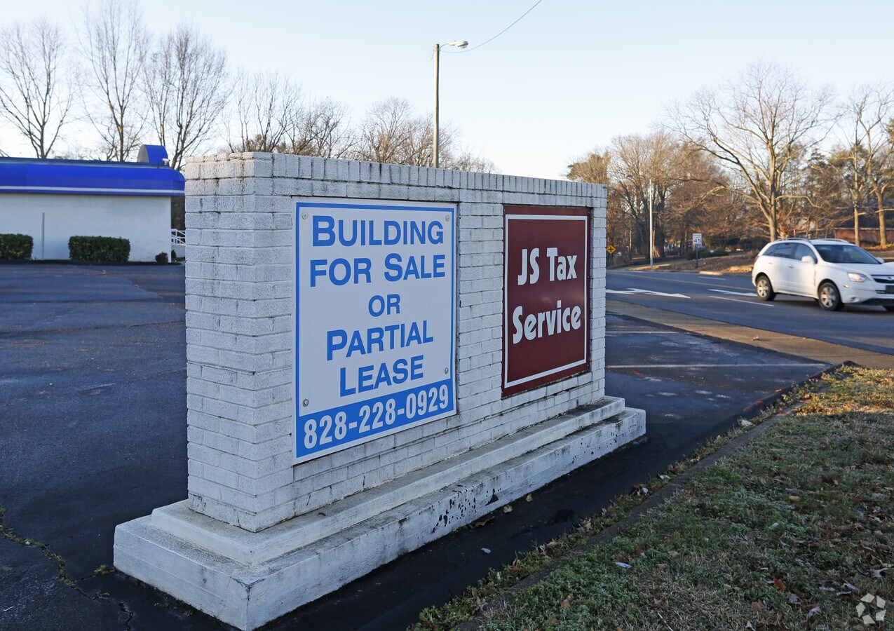 211 SE Hwy 127, Hickory, NC 28602