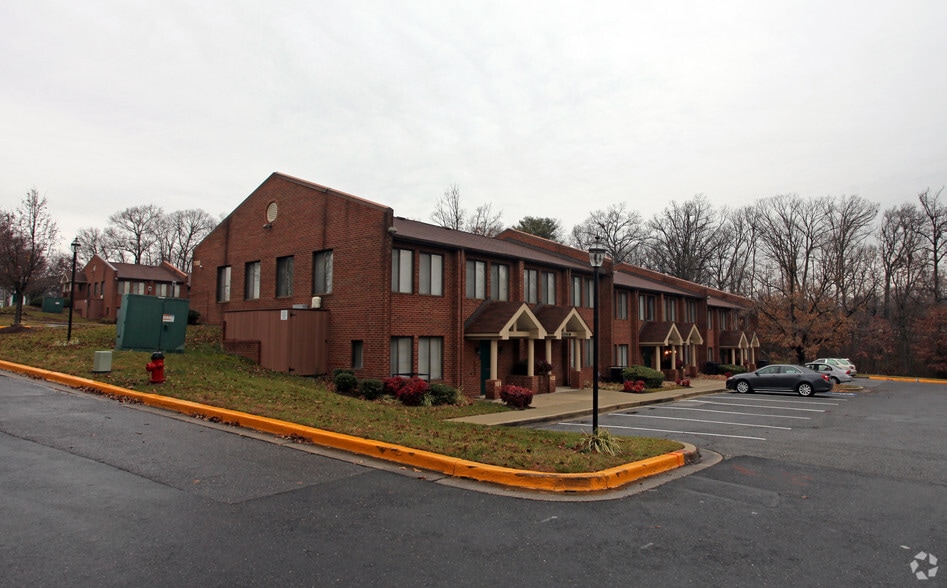 7100 Chesapeake Rd, Hyattsville, MD for lease - Building Photo - Image 1 of 2