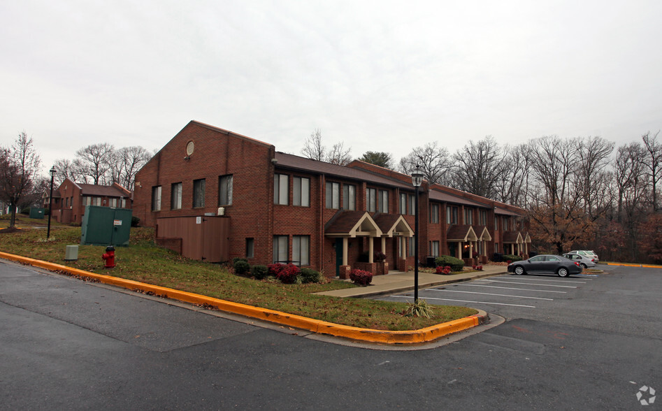 7100 Chesapeake Rd, Hyattsville, MD for lease - Building Photo - Image 2 of 2