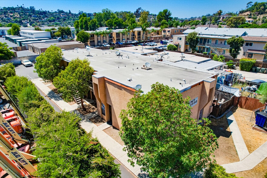 3404 Helix St, Spring Valley, CA for sale - Building Photo - Image 3 of 6