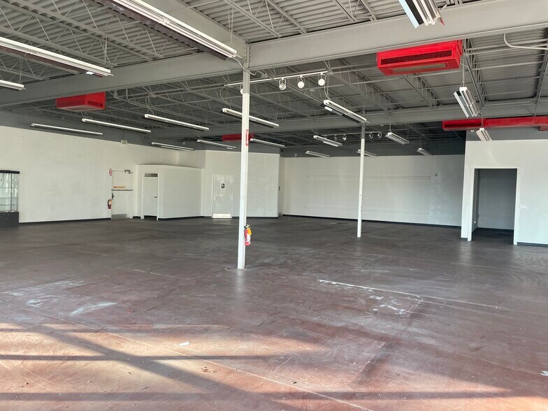 4400-A Dorchester Rd, Charleston, SC for lease - Interior Photo - Image 3 of 6