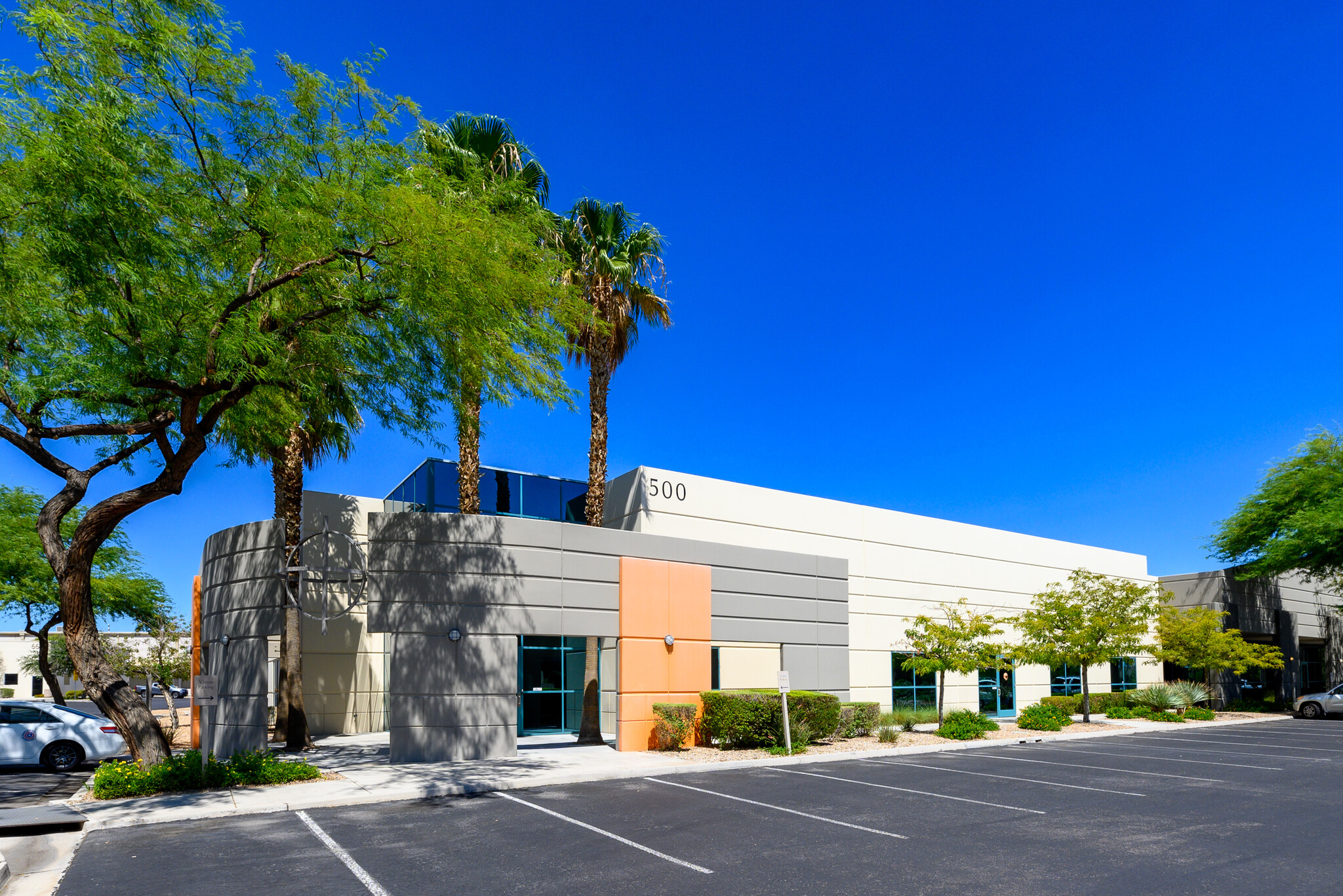 600 Pilot Rd, Las Vegas, NV for lease Building Photo- Image 1 of 1