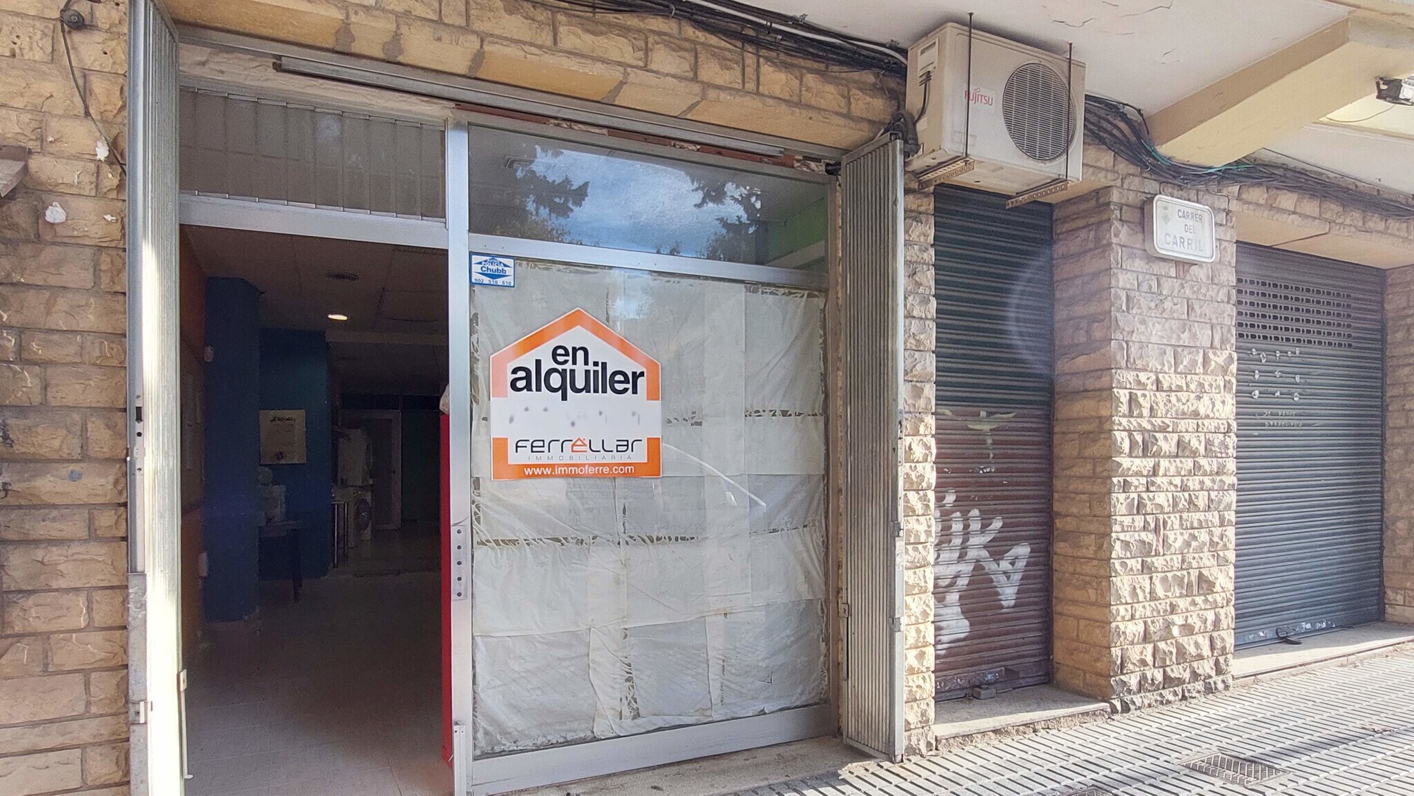 Retail in Salou, Tarragona for lease Building Photo- Image 1 of 4