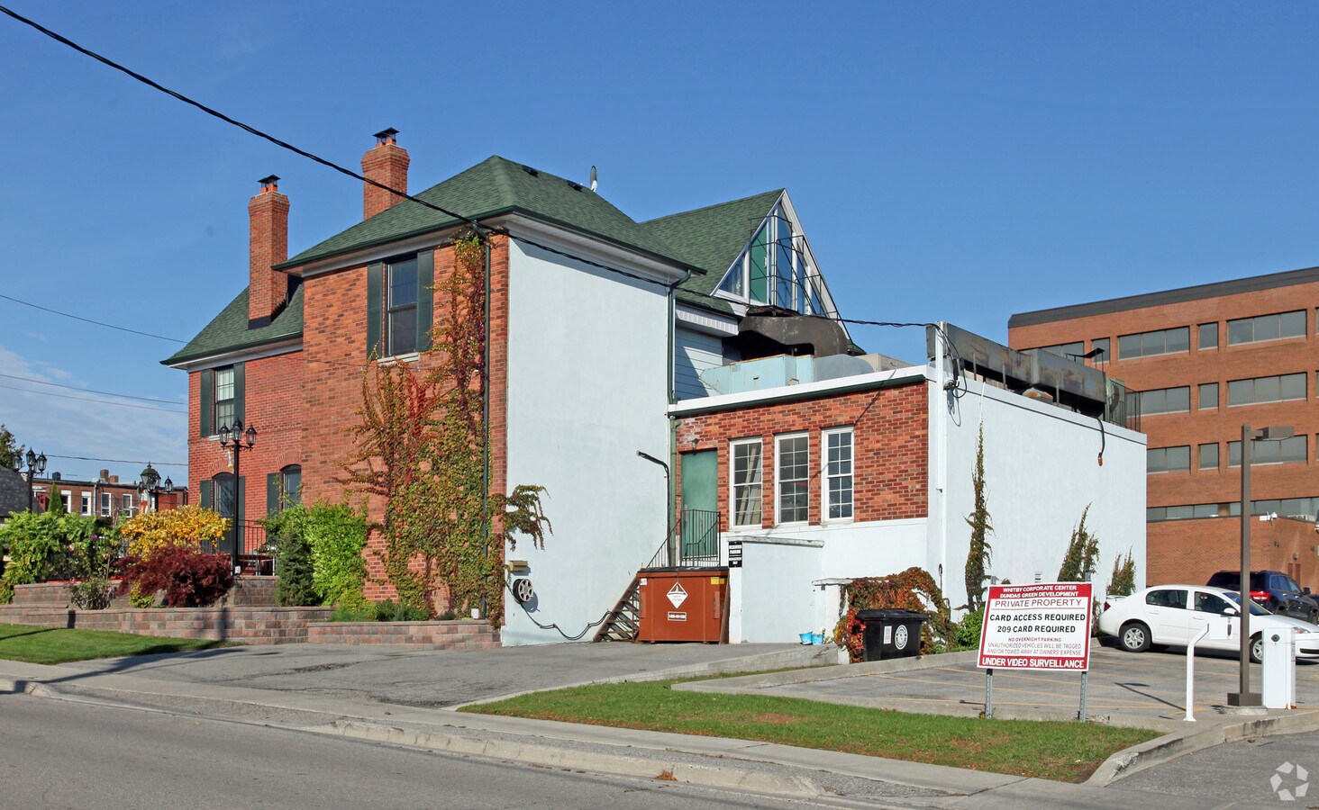 121 Green St, Whitby, ON L1N 3Z2 | LoopNet