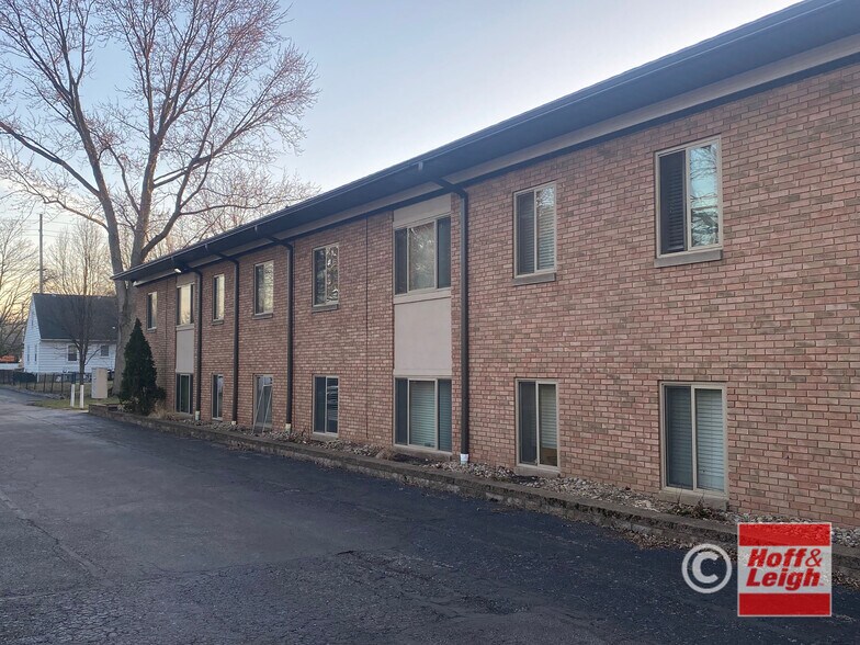 1213 Northmoreland Ave, Cuyahoga Falls, OH 44221