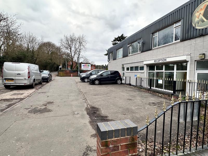 14 Sandpits Ln, Coventry, CV6 2FR