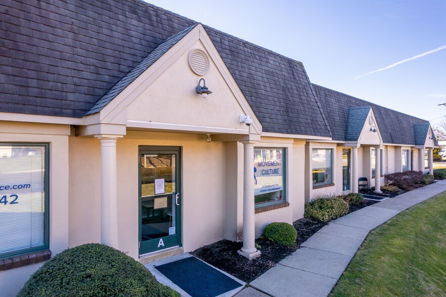 1320-1350 Bruce Rd, Oreland, PA for lease - Primary Photo - Image 1 of 2