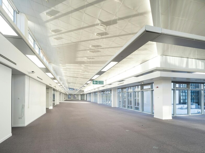 200 Renfield St, Glasgow for lease - Interior Photo - Image 2 of 11