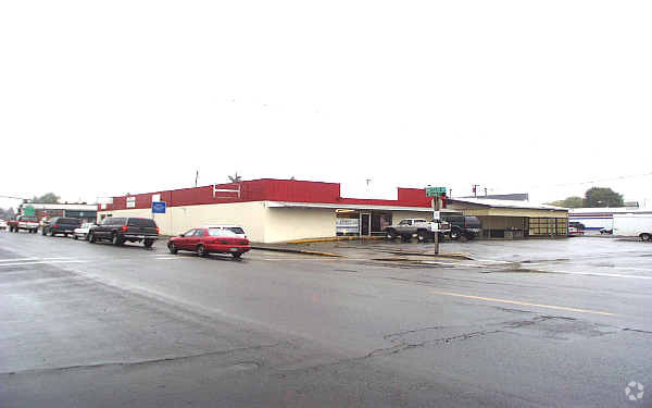 112 W Main St, Molalla, OR for sale - Primary Photo - Image 1 of 1