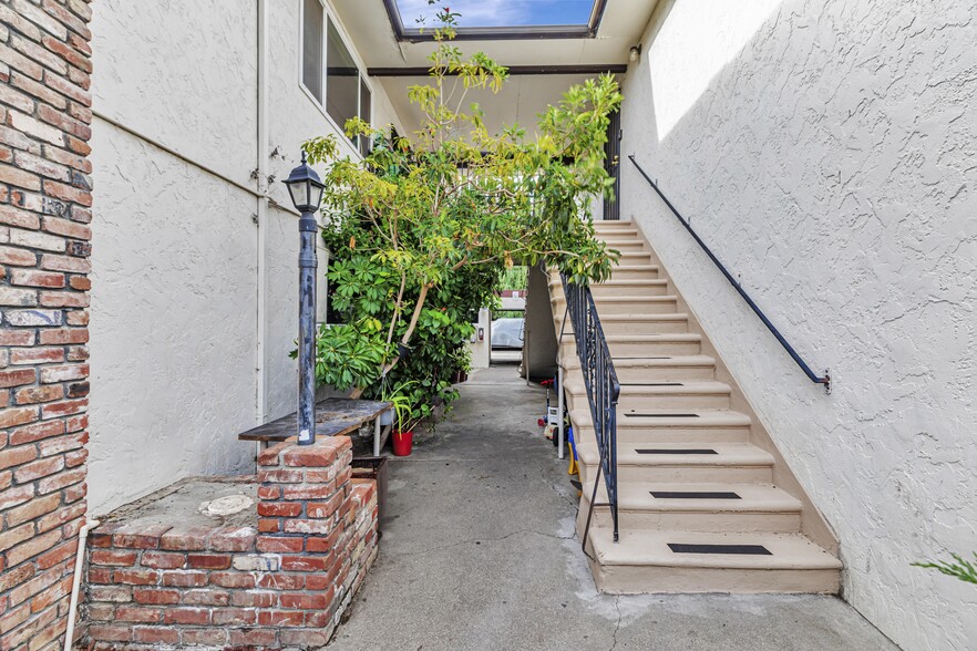 645 Grand Fir Ave, Sunnyvale, CA for sale - Building Photo - Image 3 of 18