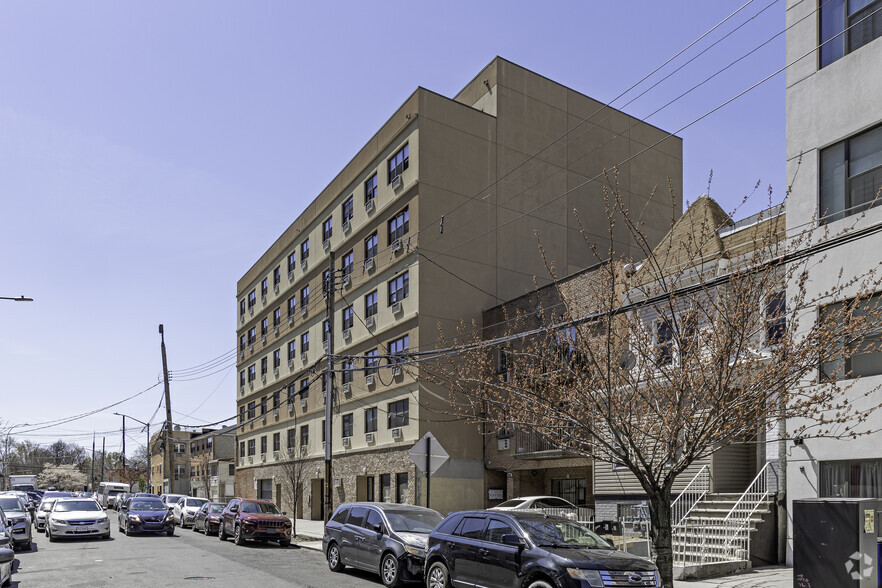 2001 Arthur Ave, Bronx, NY for sale - Primary Photo - Image 1 of 1