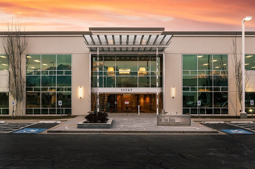 11747 S Lone Peak Pky, Draper, UT for lease - Building Photo - Image 1 of 10