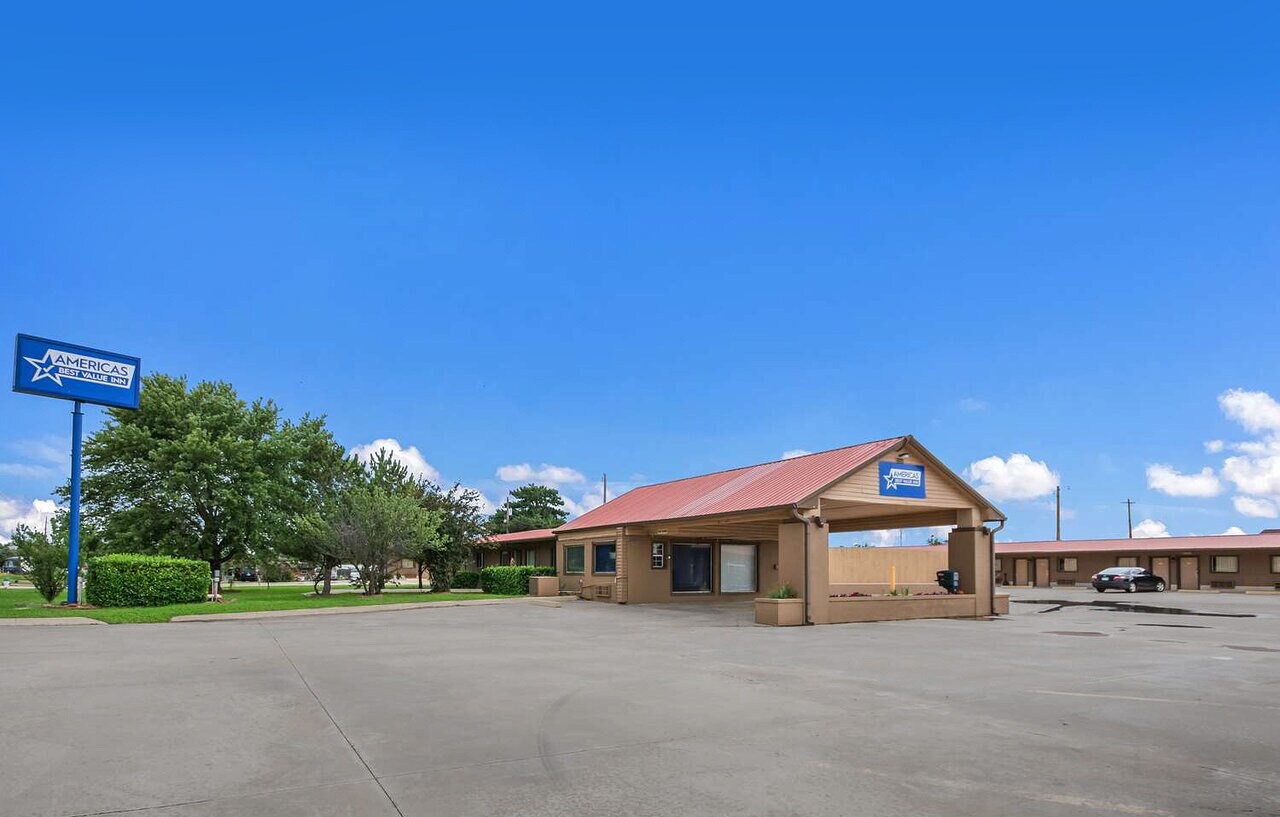 2314 Williams Ave  Woodward  73801 Americas Best Value Inn