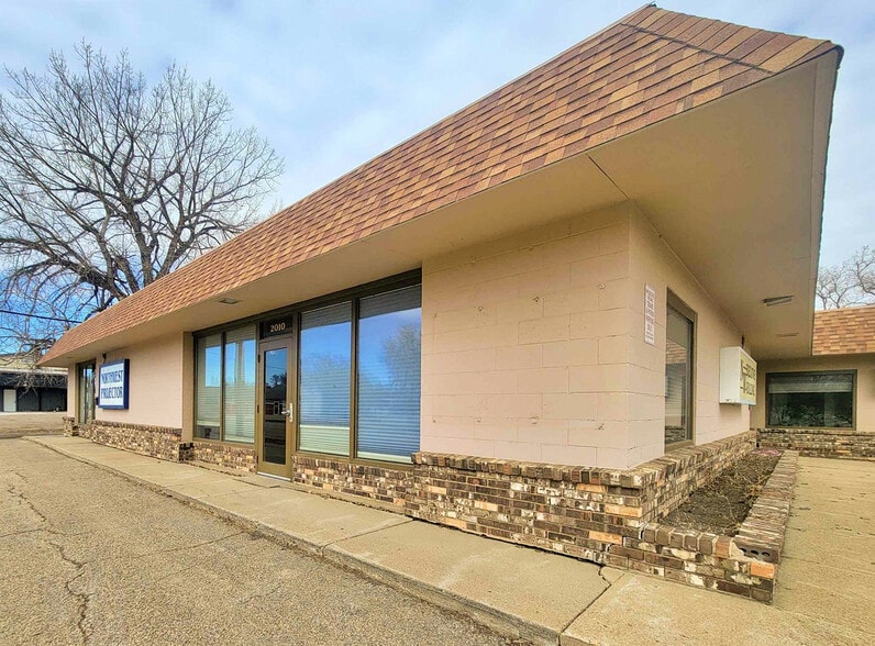2010 4th Ave NW, Minot, ND for sale - Primary Photo - Image 1 of 1