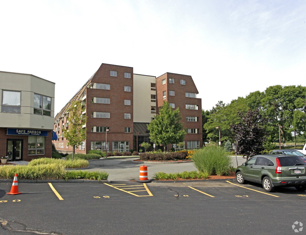 154 Lynnway, Lynn, MA 01902