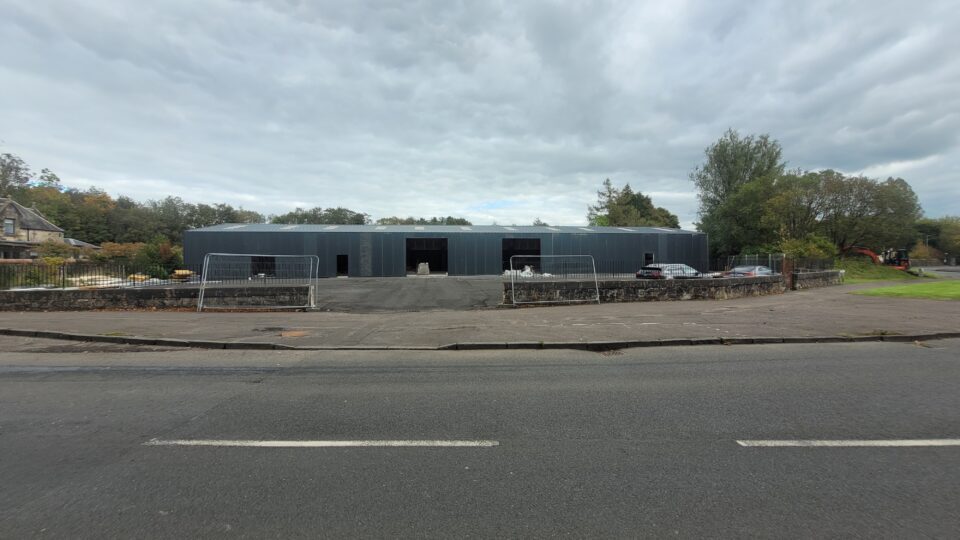 Main Rd, Glengarnock for lease - Primary Photo - Image 1 of 1