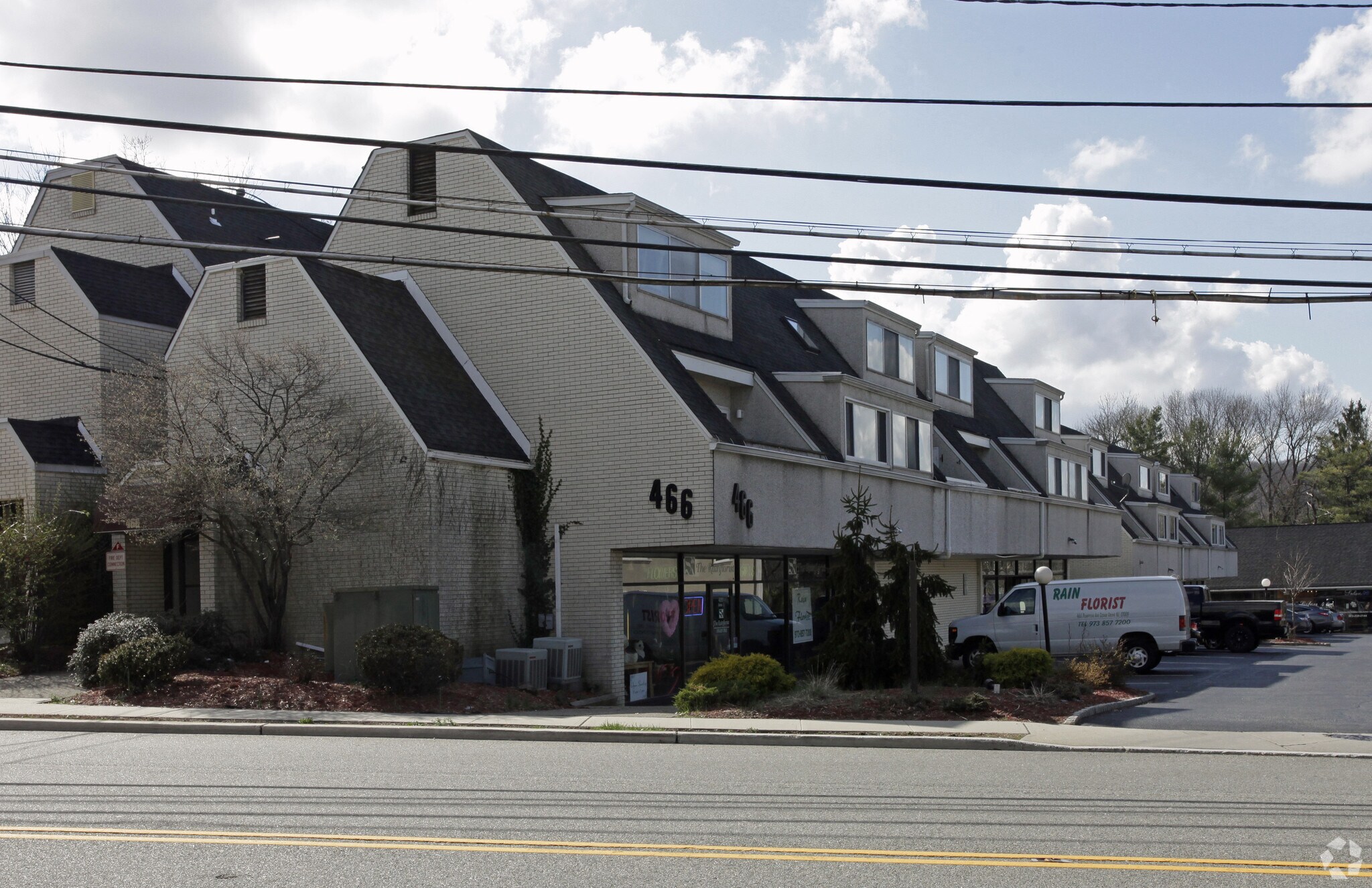 466A Pompton Ave, Cedar Grove, NJ for sale Primary Photo- Image 1 of 1