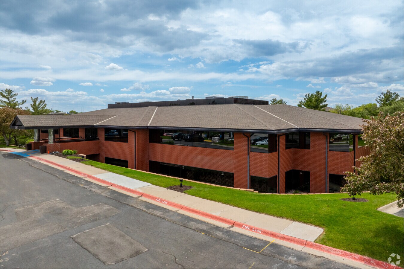 11837 Miracle Hills Dr, Omaha, NE 68154 Office for Lease