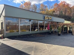 16087 Perry Hwy, Warrendale, PA for lease Interior Photo- Image 1 of 4