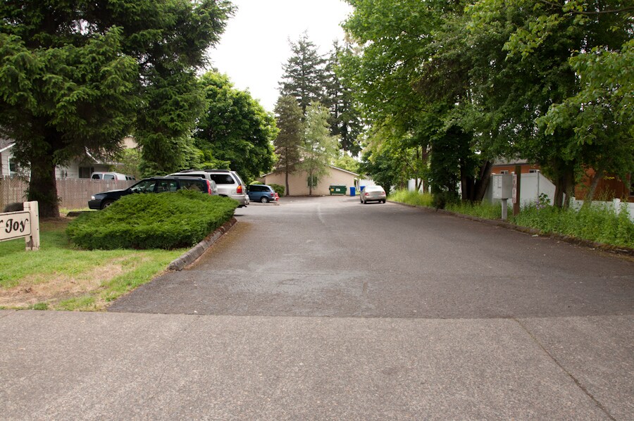 738 SE 148th Ave, Portland, OR for sale Primary Photo- Image 1 of 1