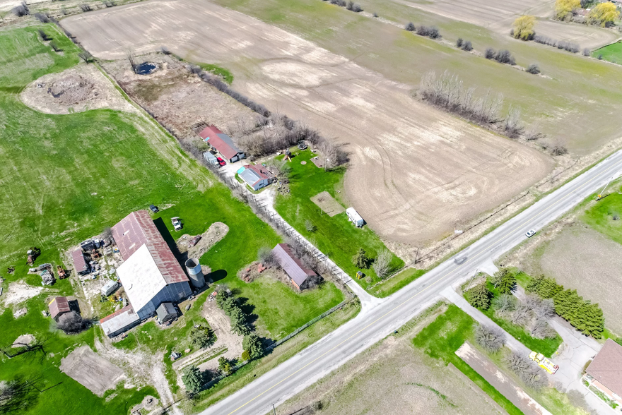 12864 Innis Lake Rd, Caledon East, ON for sale - Aerial - Image 1 of 16