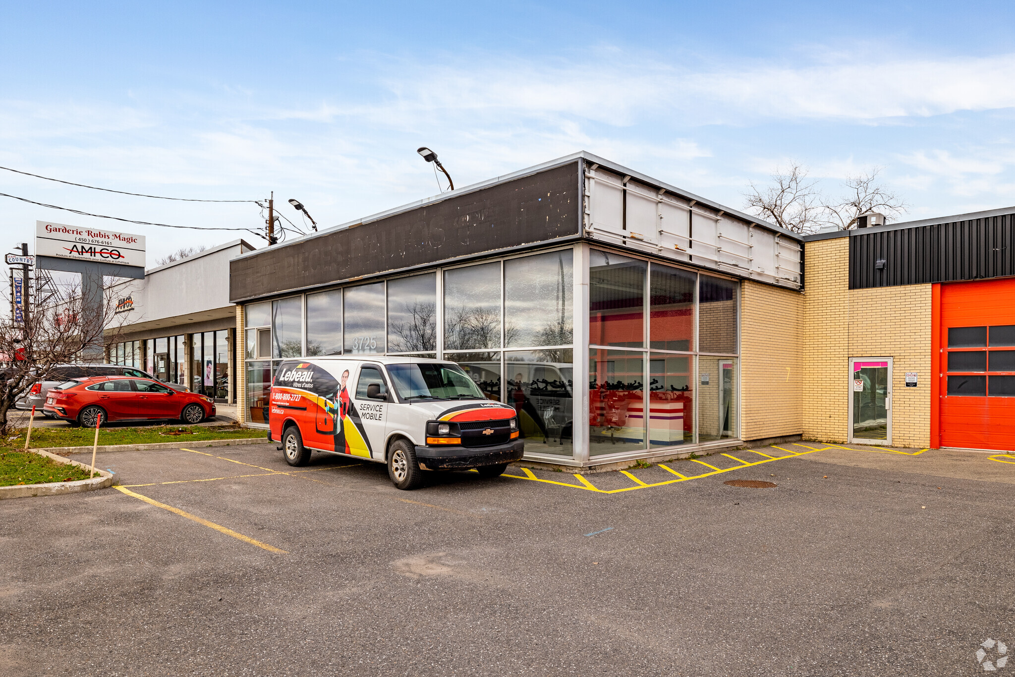 3725 Boul Taschereau, Longueuil, QC for lease Building Photo- Image 1 of 5