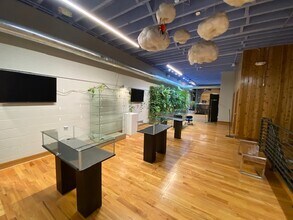 111 S Main St, Ann Arbor, MI for lease Interior Photo- Image 2 of 5