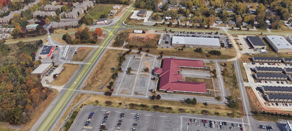 2691 Trenton Rd portfolio of 3 properties for sale on LoopNet.com - Aerial - Image 3 of 4