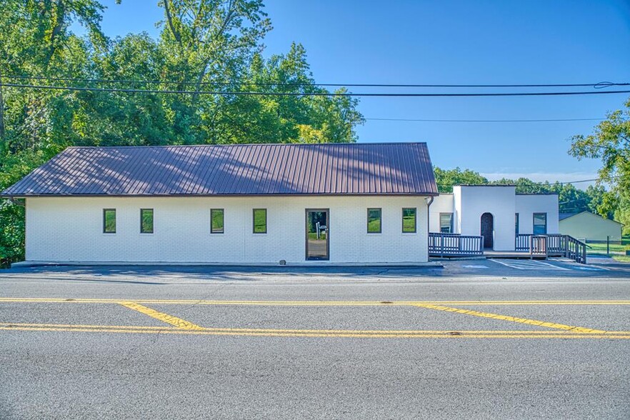 1270 W Broad St, Cookeville, TN for sale - Building Photo - Image 1 of 1