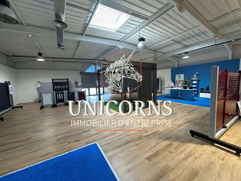 Retail in Portet-sur-Garonne for lease - Interior Photo - Image 2 of 4