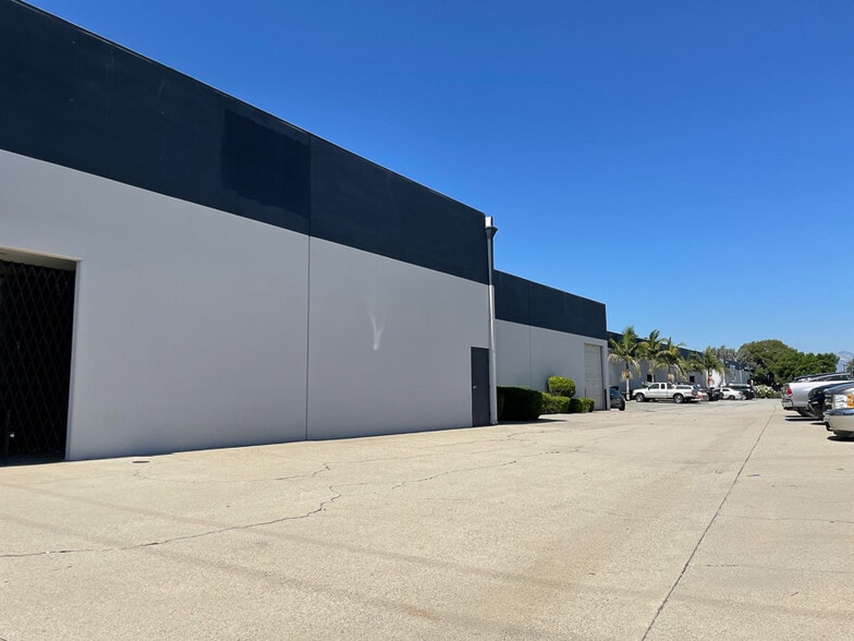 12131-12143 Rivera Rd, Whittier, CA for lease - Building Photo - Image 3 of 3