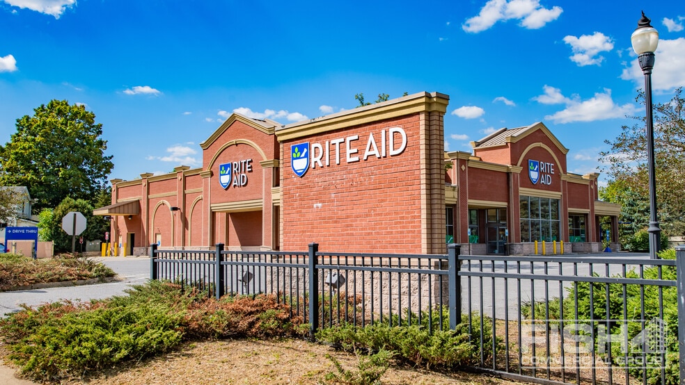 24 East Ave, Wellsboro, PA for lease - Building Photo - Image 2 of 24