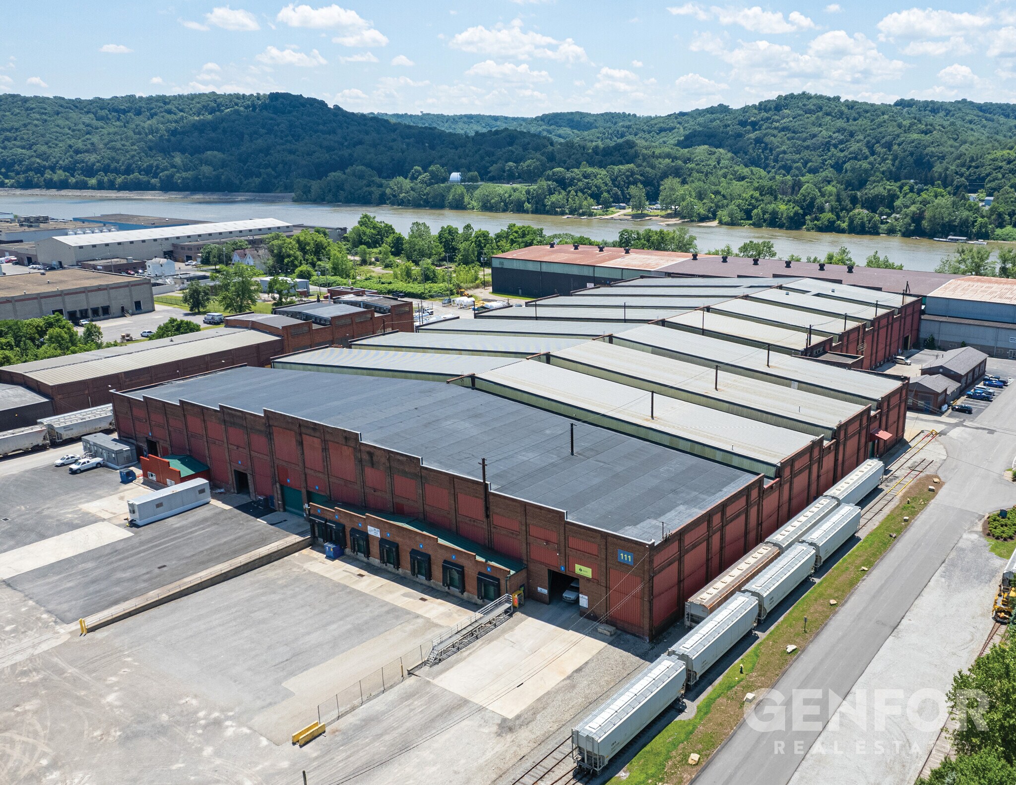 111 Leetsdale Industrial Dr, Leetsdale, PA for lease Building Photo- Image 1 of 9