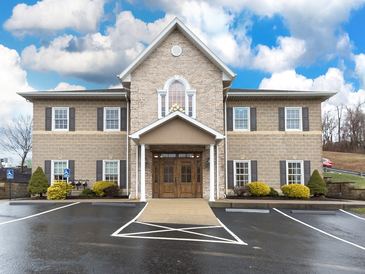 933 Cheat Rd, WV 26508