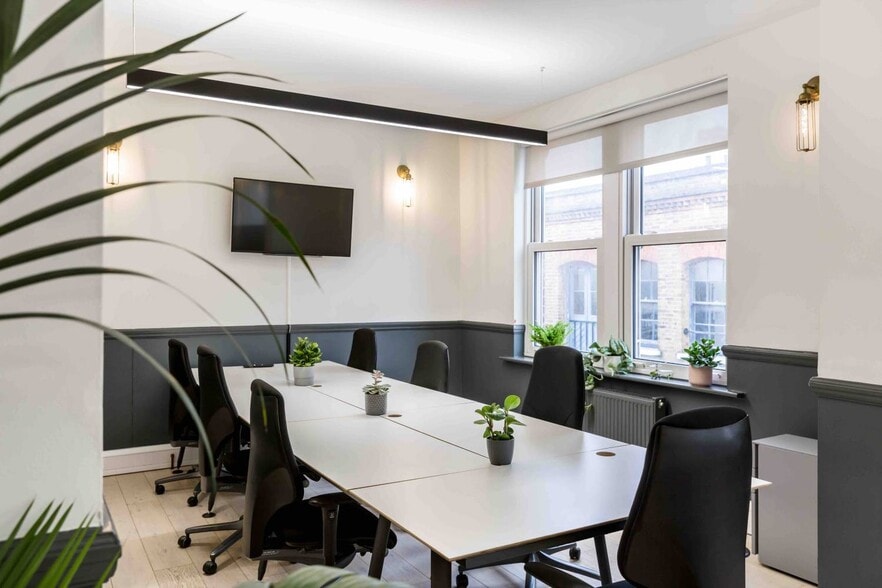 82 Rivington St, London for lease - Interior Photo - Image 3 of 6