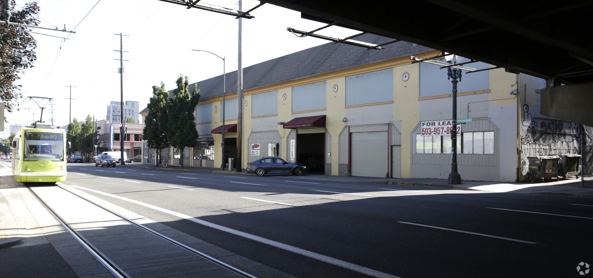 1302 SE M L King Blvd, Portland, OR for sale Primary Photo- Image 1 of 1