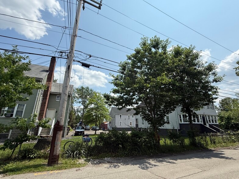 22-24 Beaver Ct, Framingham, MA for sale - Building Photo - Image 2 of 3