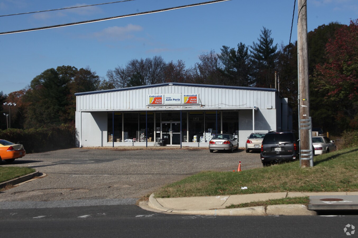 9046 Lanham Severn Rd, Lanham, MD 20706