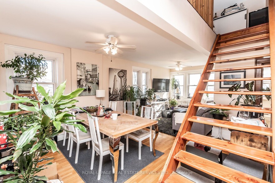 2707 Lake Shore Blvd W, Toronto, ON for sale - Interior Photo - Image 3 of 14