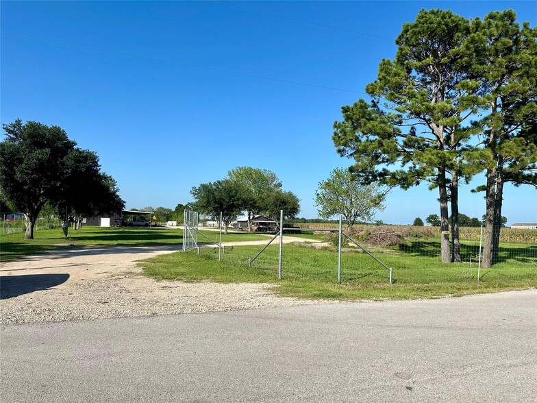 1713 Meyer Rd, Beasley, TX for sale - Other - Image 1 of 10