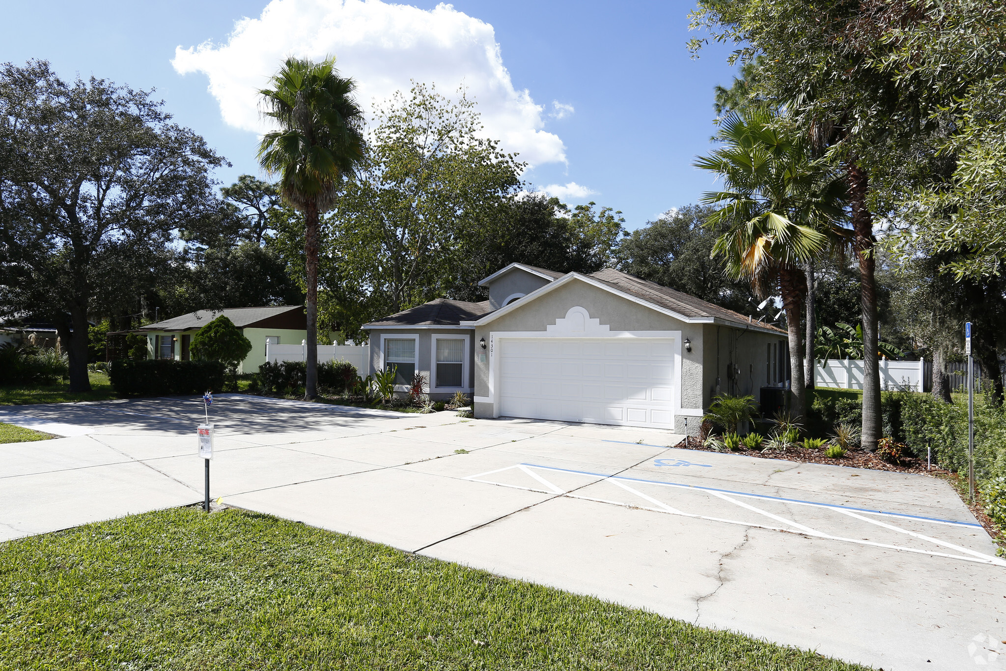 14301 Spring Hill Dr, Spring Hill, FL for sale Primary Photo- Image 1 of 1