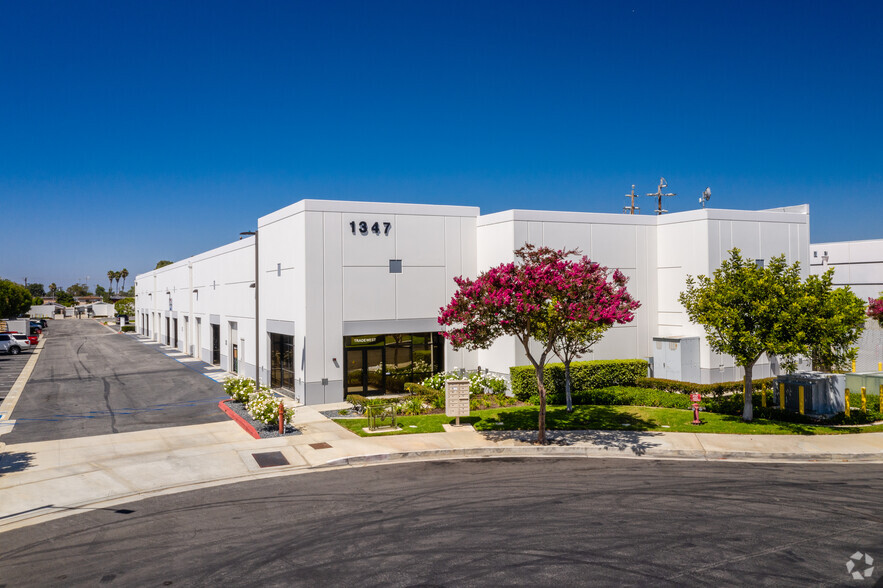 1347 W Storm Pky, Torrance, CA for lease - Primary Photo - Image 1 of 6