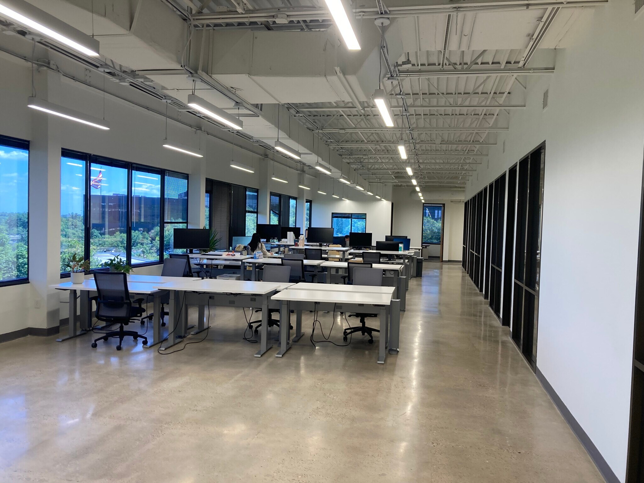 7718 Wood Hollow Dr, Austin, TX 78731 Building 7 Cross