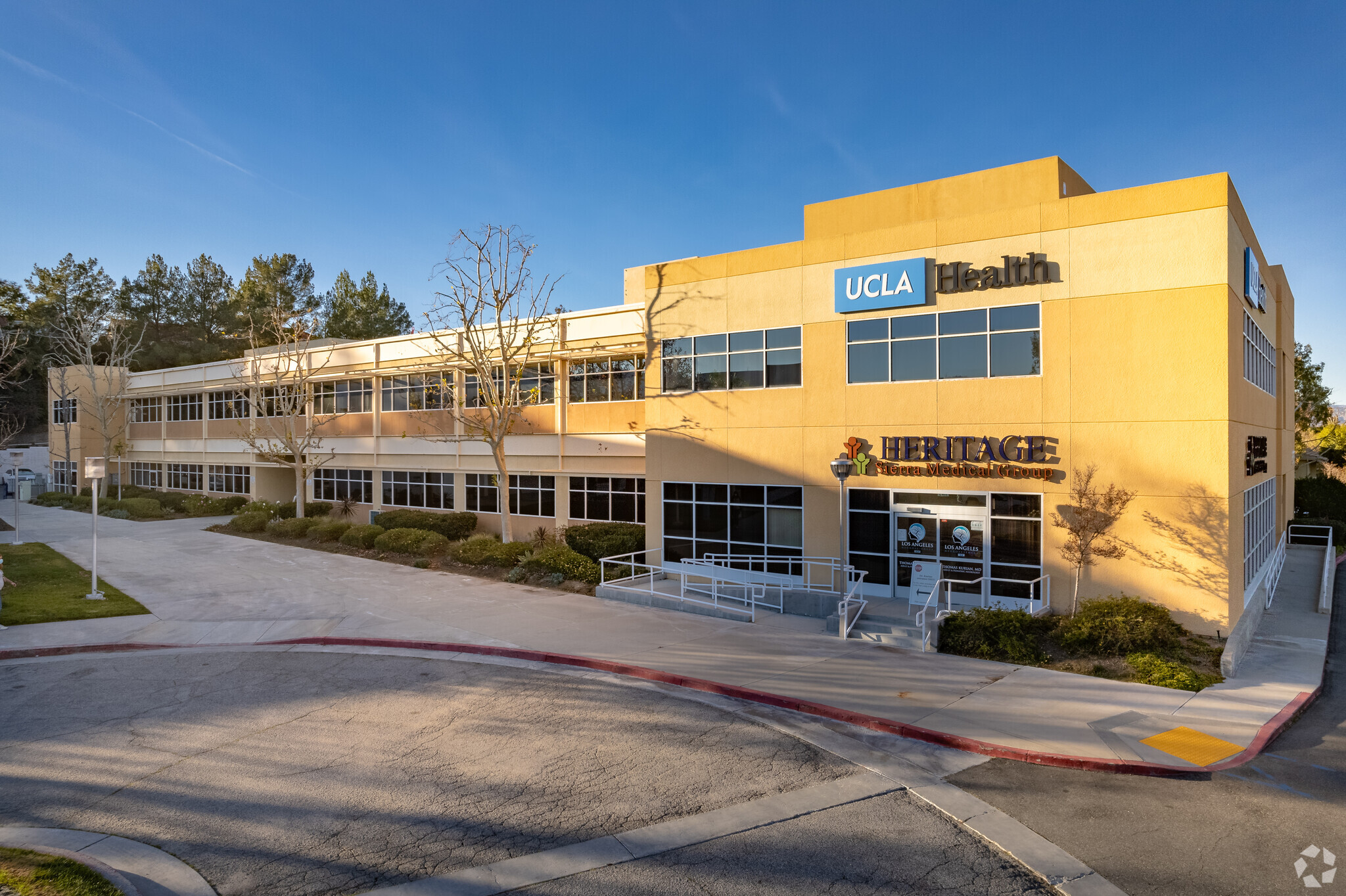 25775 McBean Pky, Valencia, CA for lease Building Photo- Image 1 of 12